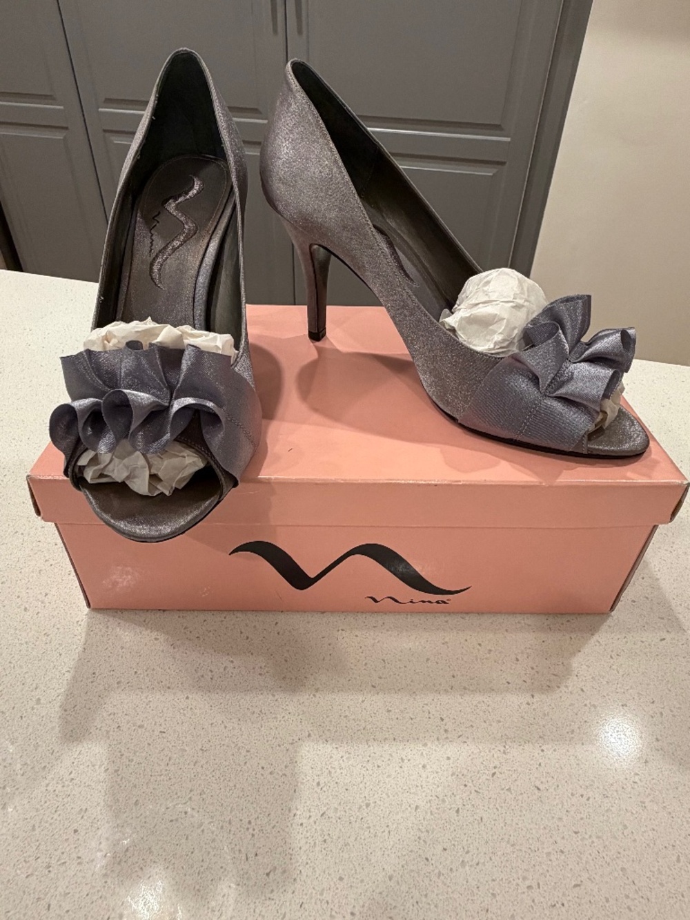 Nina Fulvia heels in pewter